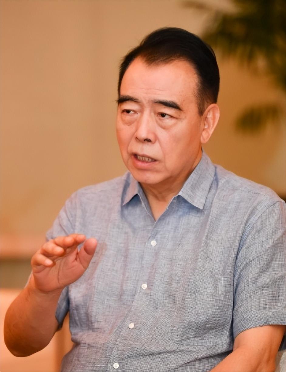 40年后看陈凯歌和张艺谋较量才发现魔高一尺道高一丈