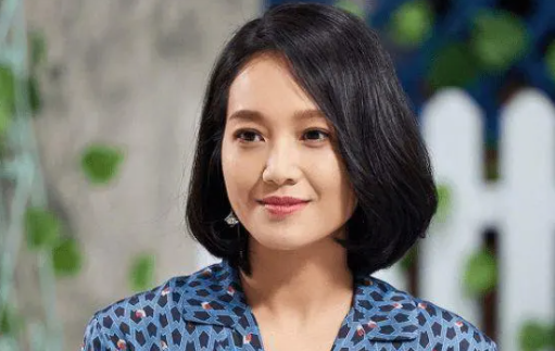 回顾朱丹父亲去世母亲改嫁在惶恐中成长继父给了我所有的爱