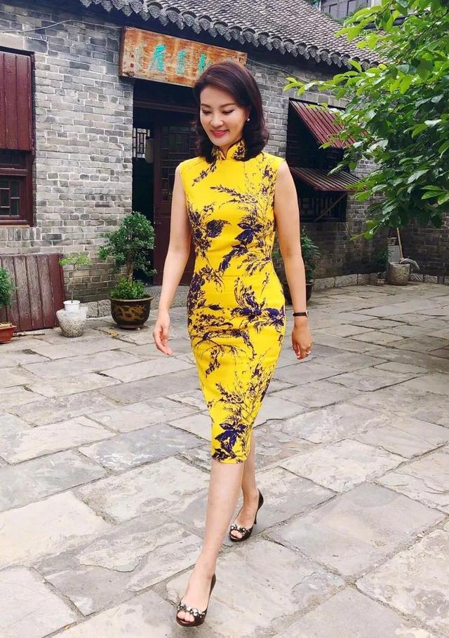 纪实主持人刘芳菲:男友死缓丈夫入狱,被骂"克夫"的她现状如何?
