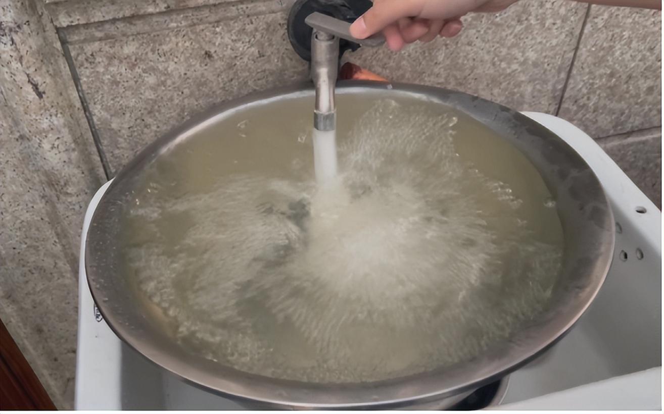 回顾喝千年的井水不能喝井水比自来水差在哪为何会逐渐消失