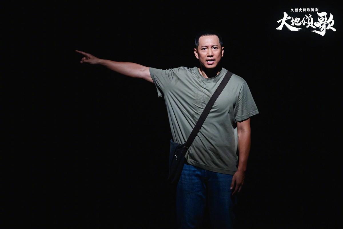 回顾谷智鑫因拍戏坠马险瘫痪得抑郁症妻子的陪伴让我走出阴霾