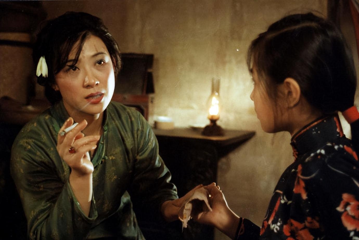 班花方舒60岁照片曝光满脸沧桑判若两人失败婚姻是她一生的痛