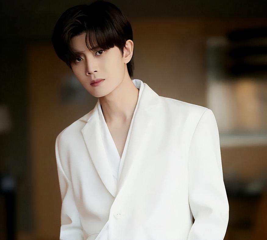 1李易峰翻车 荣登"一哥"