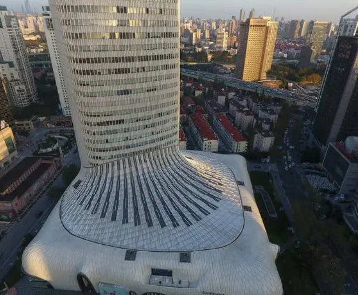 【上海lv大厦】
