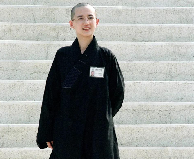 回顾看破红尘的6位女星个个美若天仙红透半边天却出家当了尼姑