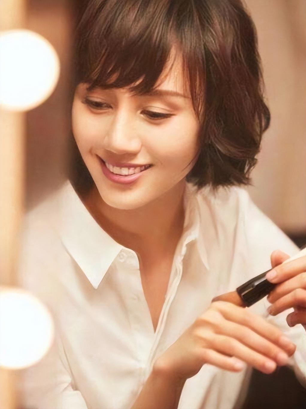 回顾畸形审美何时能休这8位天然美女告诉你没有锥子脸也很美