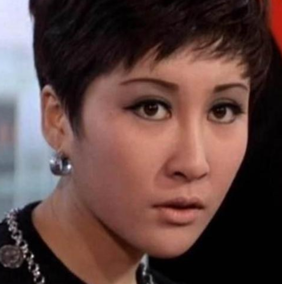 回顾向咏恒向华强是我爸李小龙死在我妈的床上我跟后妈是一家