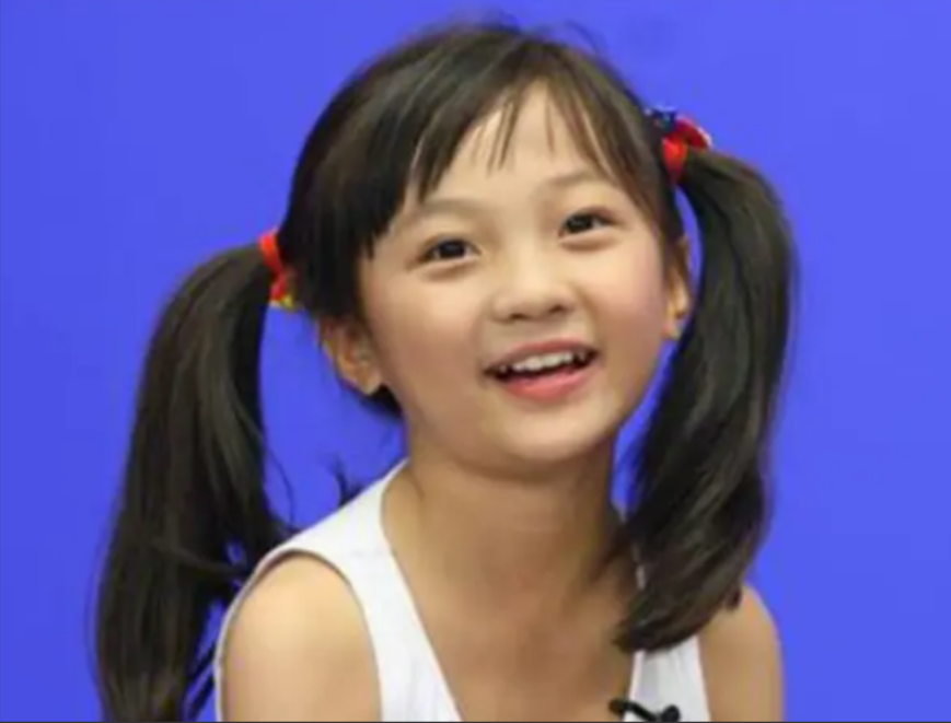 回顾林妙可开幕式上成名却被当做摇钱树如今她能自己做主了吗