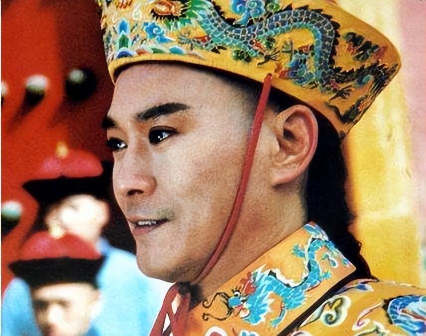 十,郑少秋风度翩翩