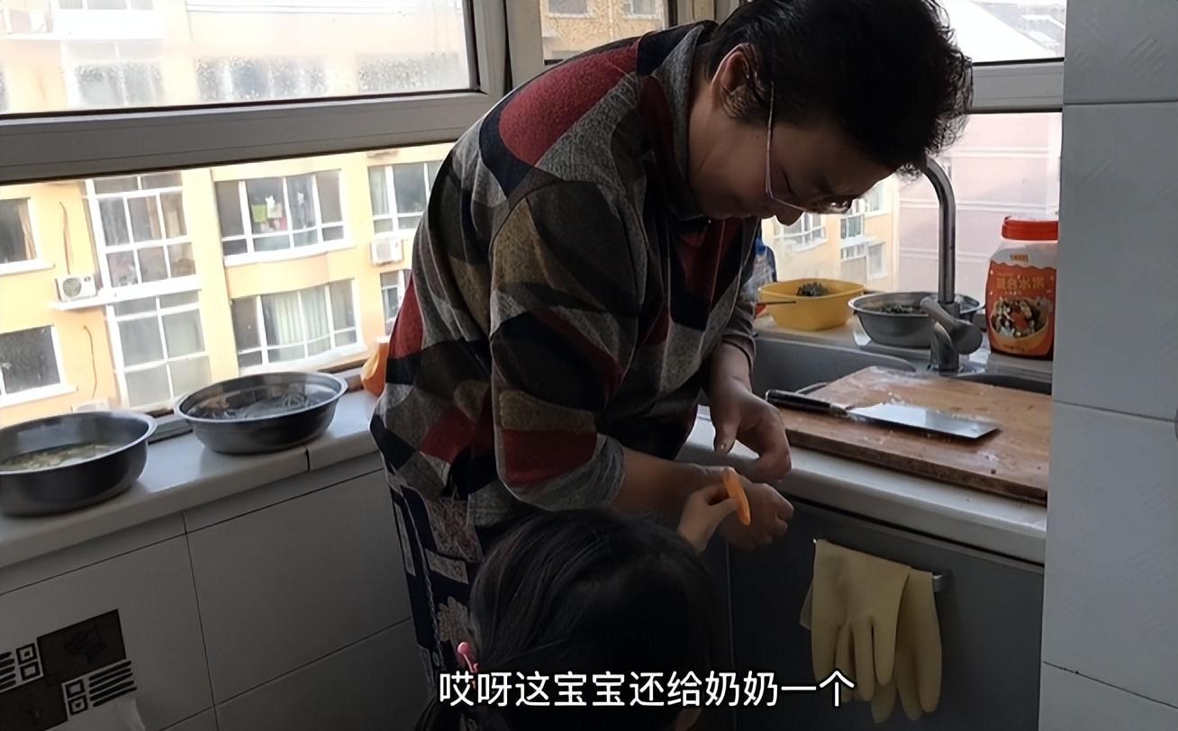回顾越南姑娘远嫁东北结婚13年全职家庭主妇最羡慕别人拿绿卡