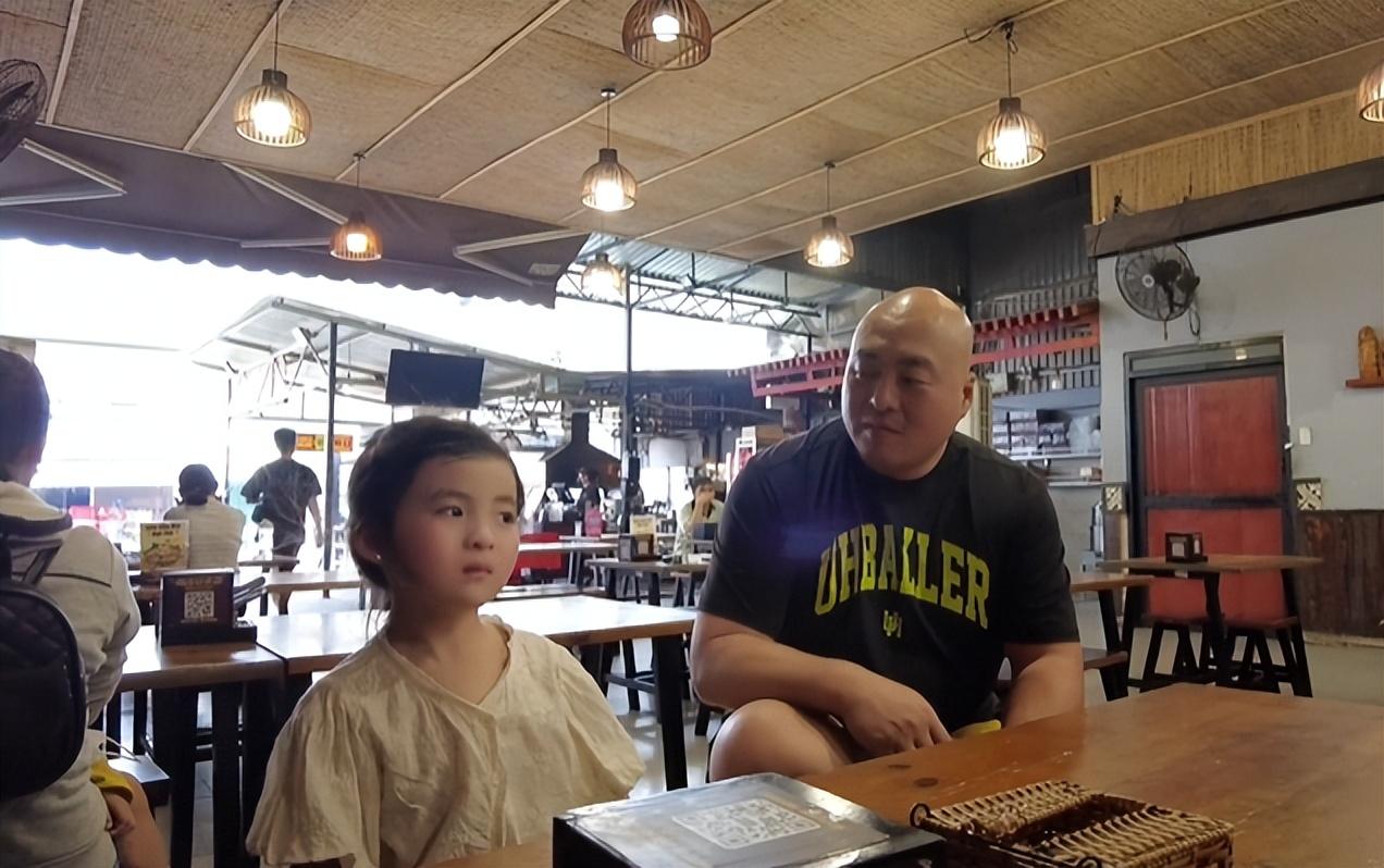 越南阿乔有没有过这种想法,她在中国是如何待到13年的?