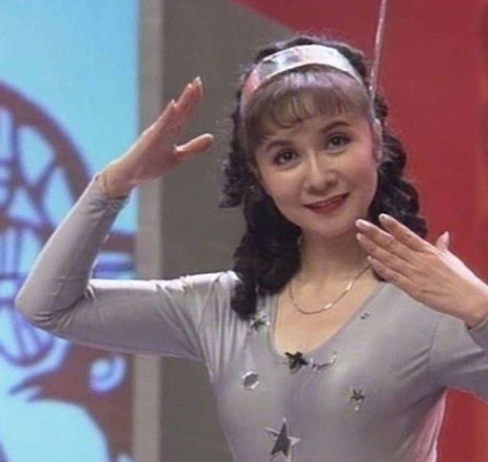 回顾丁丁36岁仍未婚蔡明逼婚太心急竟险些逼成母子抑郁