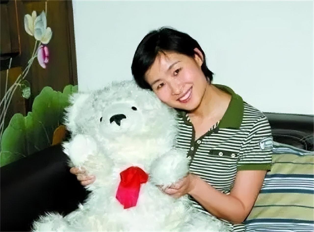 回顾航天刘洋丈夫才貌双全曾对妻子撒谎妻子却不怪他