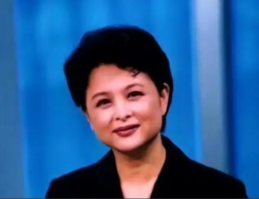 回顾央视肖晓琳退休仅5个月后去世临终前对丈夫和儿子忏悔