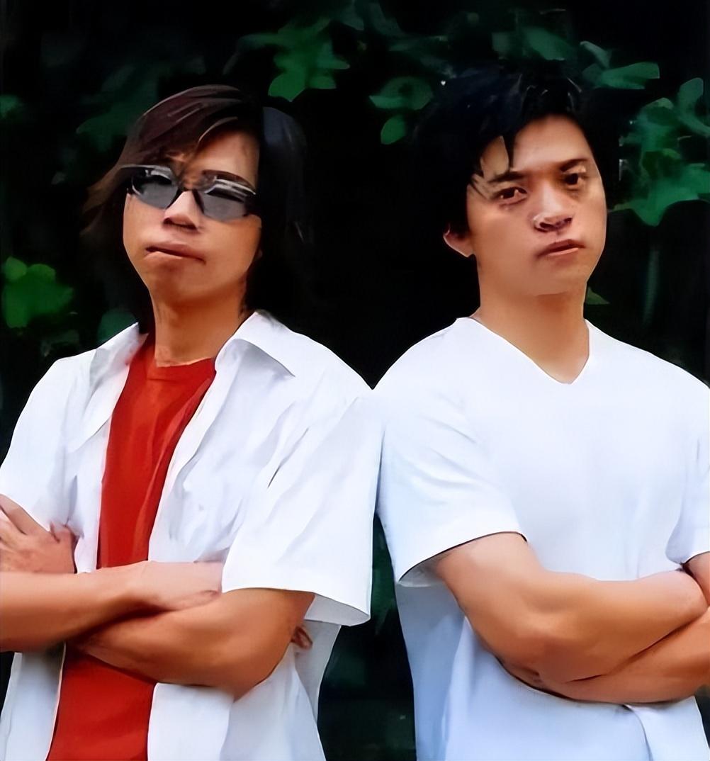 不生孩子李健结婚19年后与妻子的二人世界依旧很甜蜜