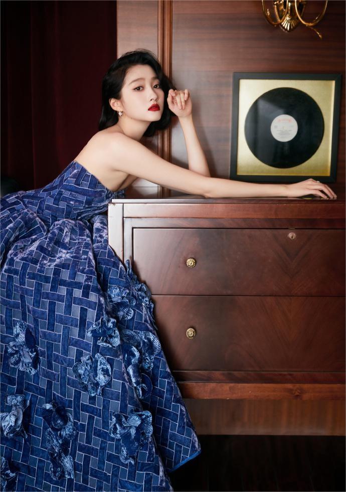 一,国民闺女关晓彤