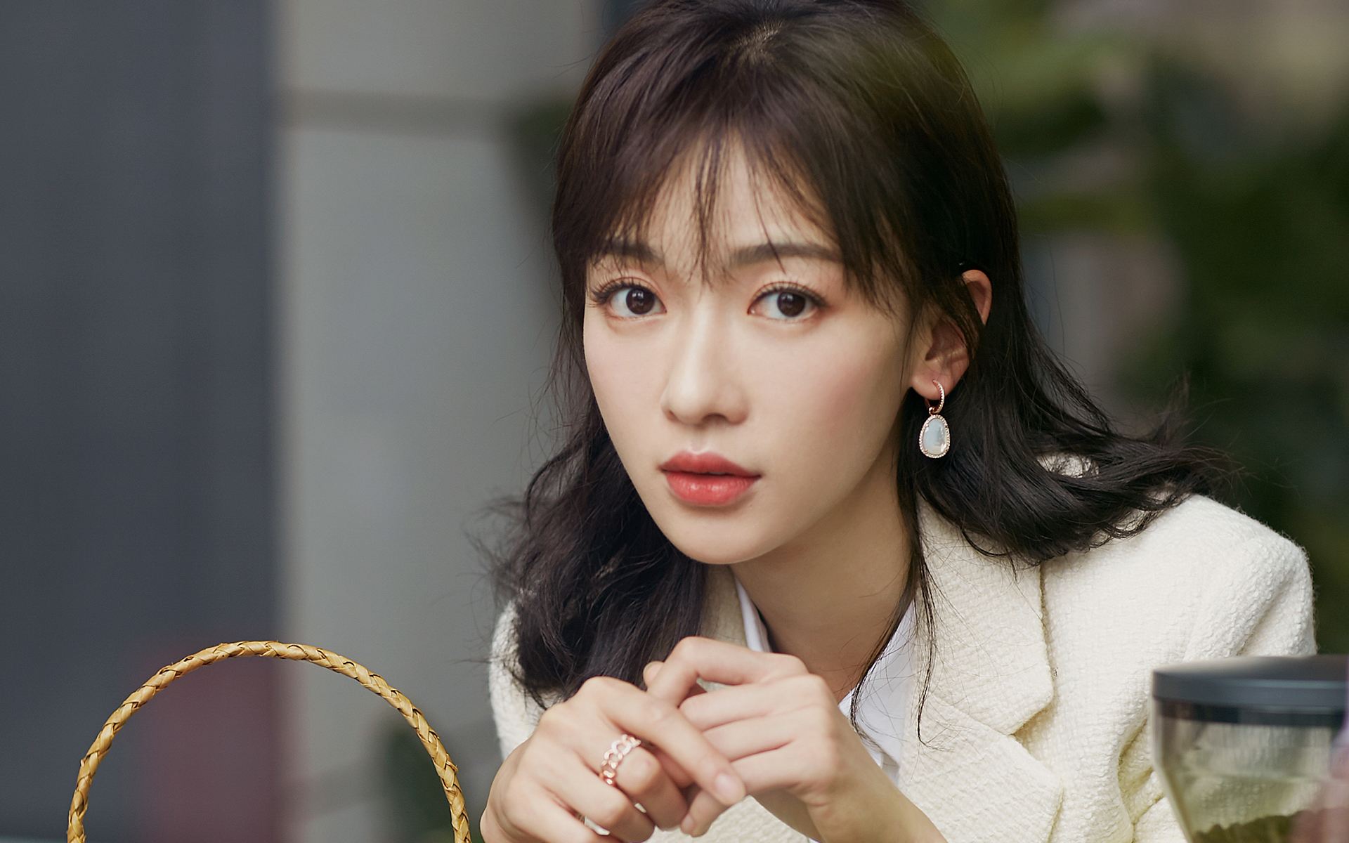 回顾这8位女星明明长得美若天仙却让人喜欢不起来问题出在哪