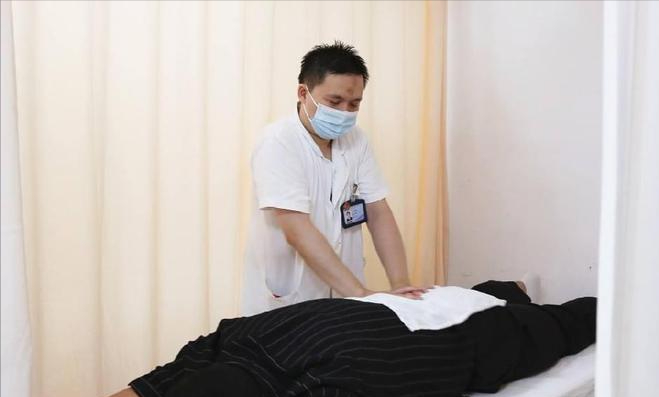 02年广西女护士给同事注射不明液体致其身亡却称只是开个玩笑