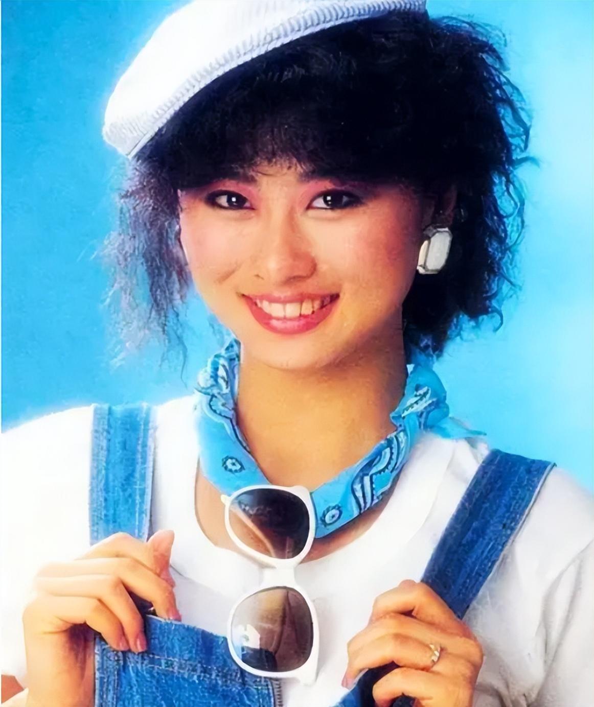 回顾梁洛施的担心是对的林子祥这一搂戳穿叶倩文最后的体面