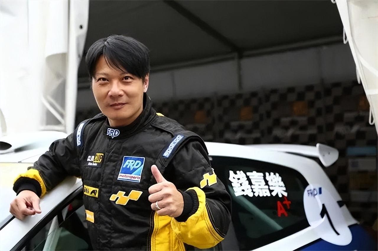 回顾钱嘉乐被誉为武替天花板迎娶小10岁富家女今成人生赢家