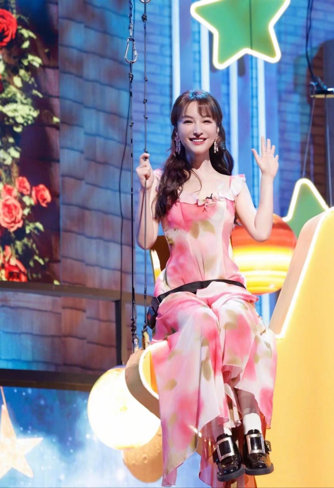 从小透明到一路开挂吴昕的野心终于藏不住了