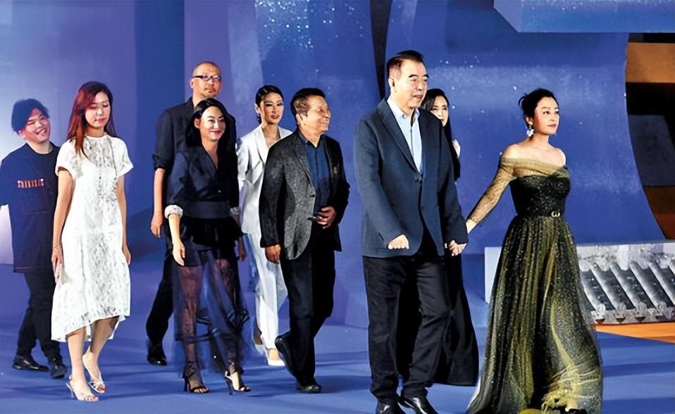 40年后看陈凯歌和张艺谋较量才发现魔高一尺道高一丈