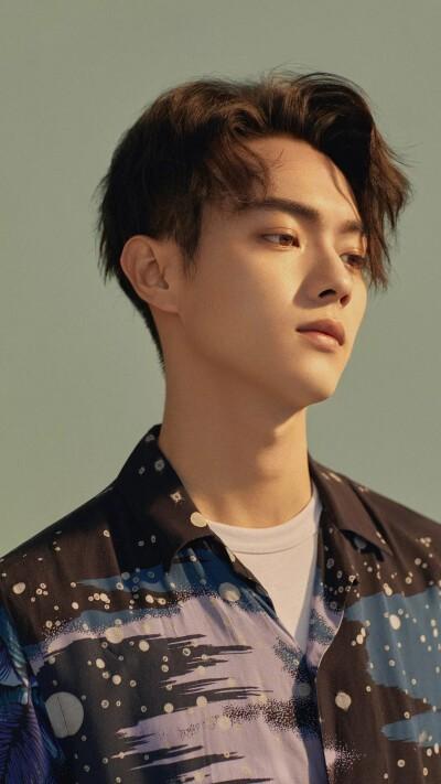 回顾这9位男明星的长相,真的长到了中国人的心里,帅气又不失儒雅