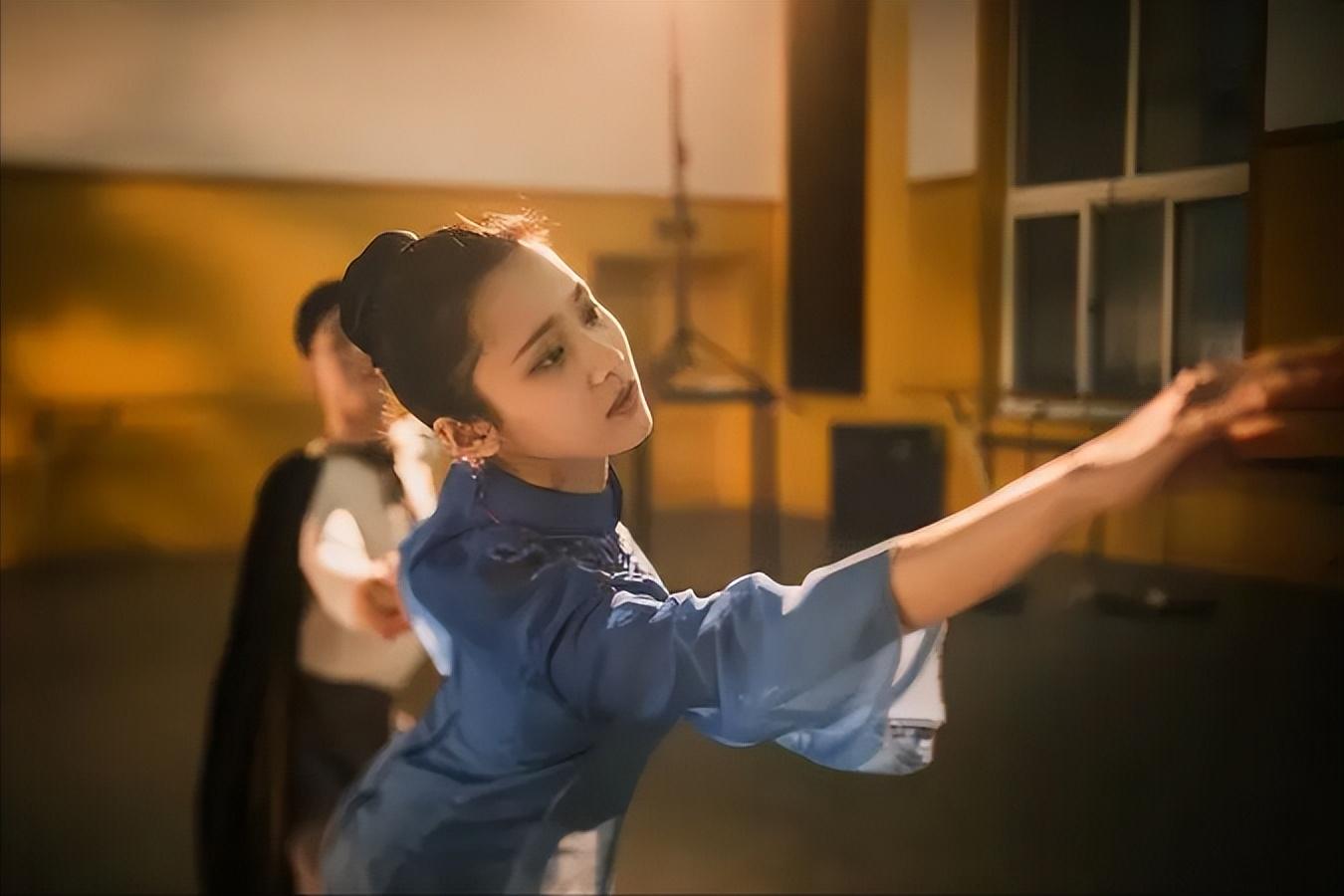 回顾4位北舞走出的女星个个自废舞功进娱乐圈抢了演员饭碗