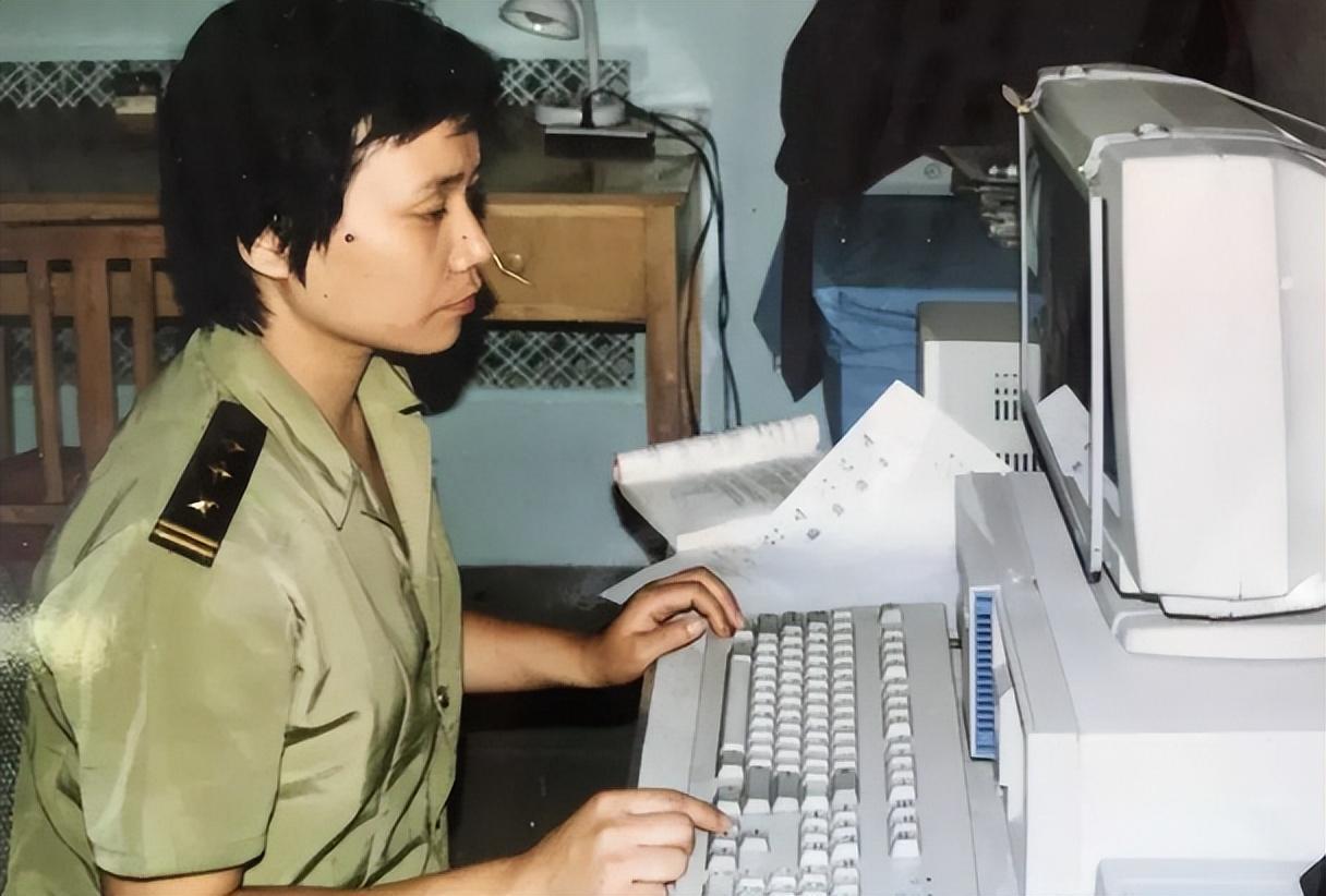 因为害怕妻女受到伤害,徐国初主动约杨玉霞到出租屋面谈,可油盐不进的