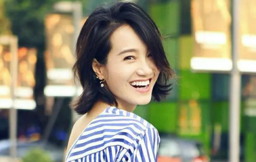 回顾朱丹父亲去世母亲改嫁在惶恐中成长继父给了我所有的爱