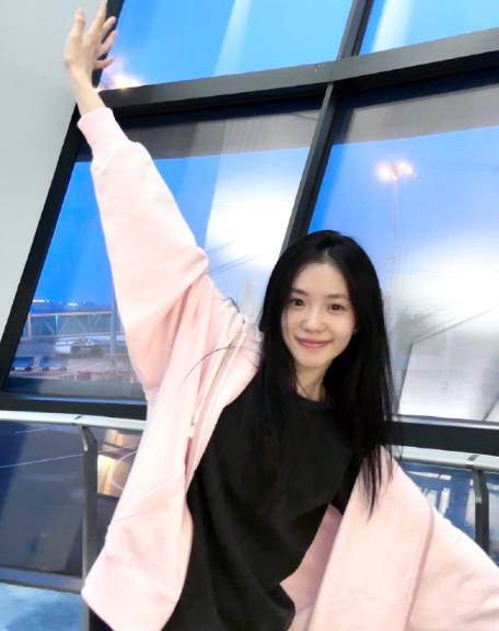 刘浩存段奥娟风格酷似为演绎注入活力是新星展现多元魅力吗