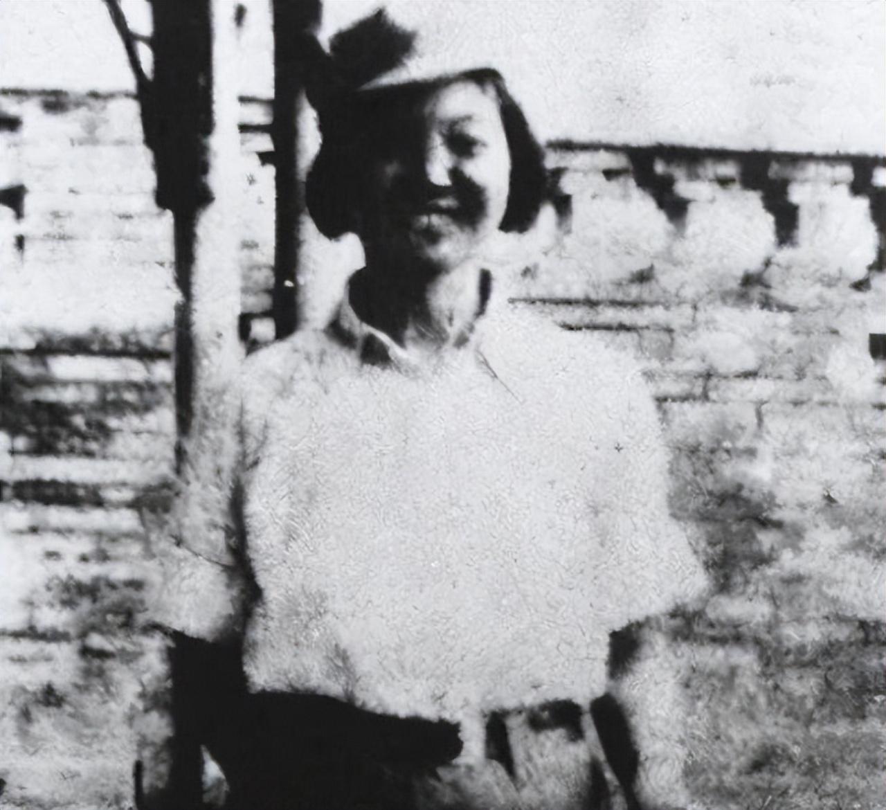 1943年陈赓说要把妹妹嫁给陈锡联陈锡联大笑你的妹妹不合适