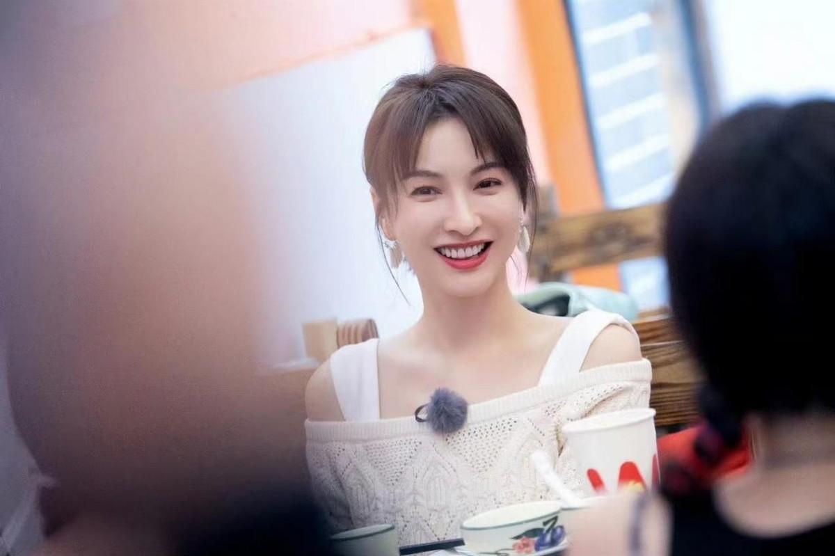 从小透明到一路开挂吴昕的野心终于藏不住了