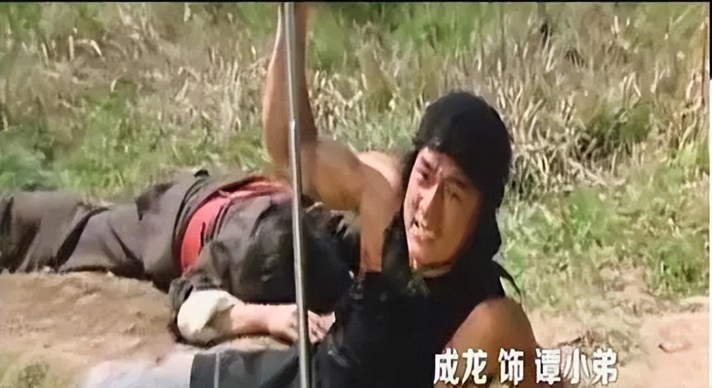 成龙断崖式衰老白发苍苍尽显老态网友泪目我不能接受