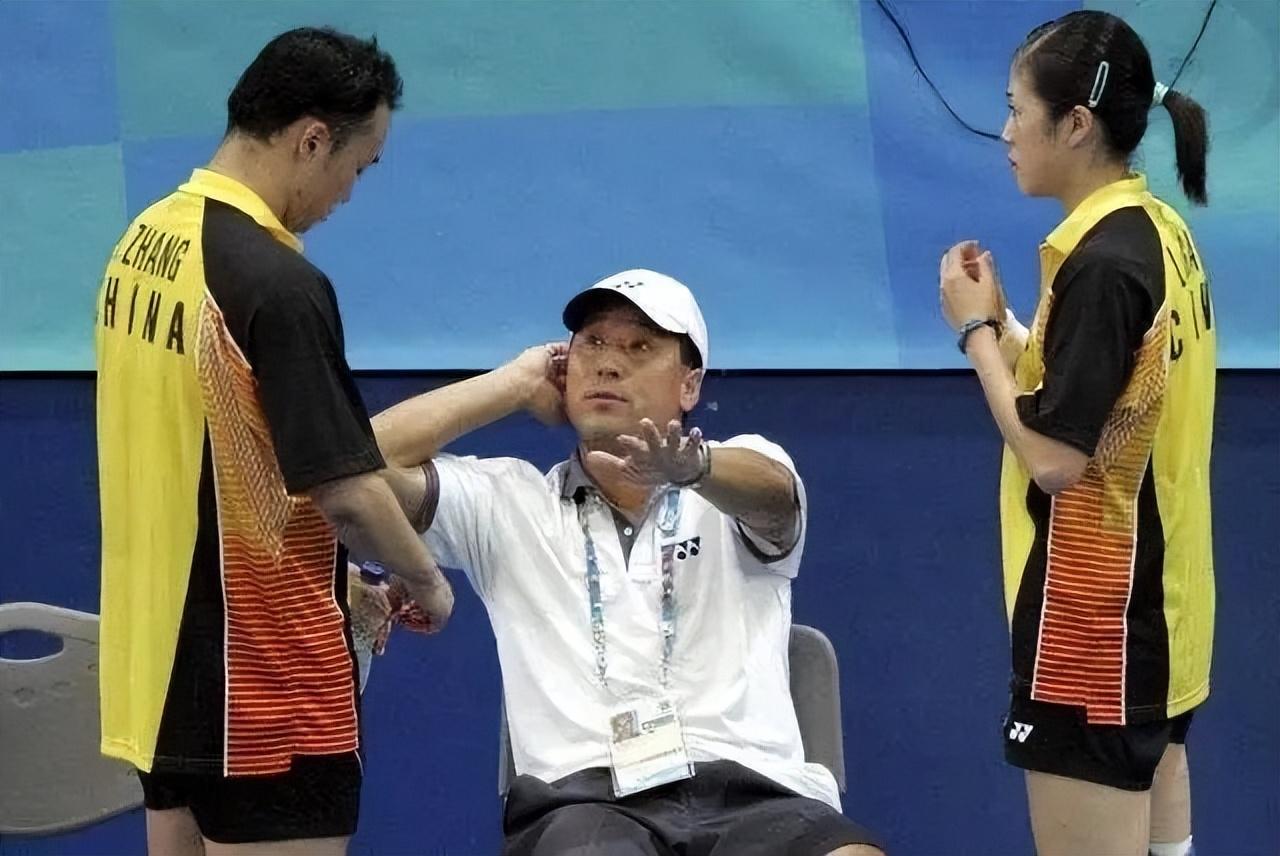 回顾李永波稳坐主教练位置24年今头发花白60岁为儿子奔波