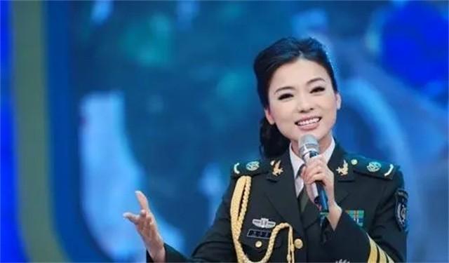 回顾民歌天后陈思思嫁小一岁歌唱家生一女今46岁气质宛若天仙