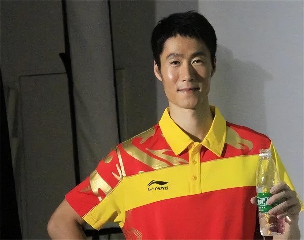 回顾王励勤前任曾相差9岁热恋分手后嫁富豪今37岁身材火辣