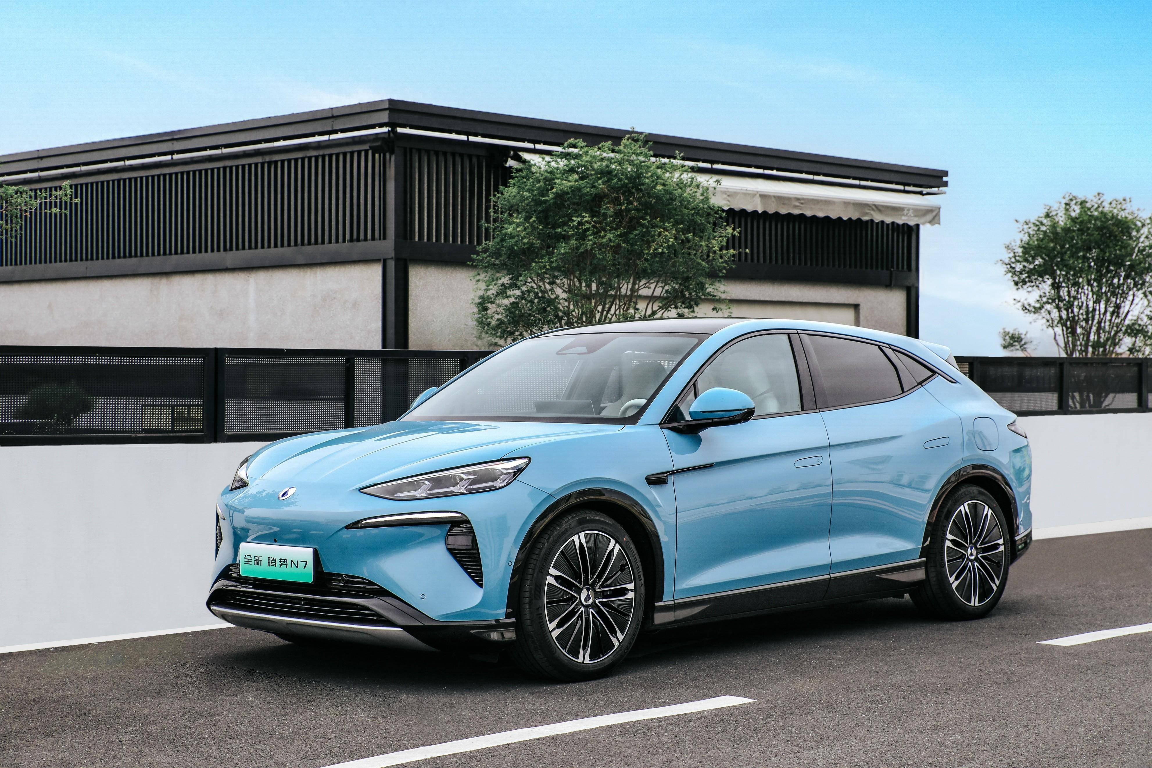 豪华再进化,全新腾势n7要做100万内最具价值的suv