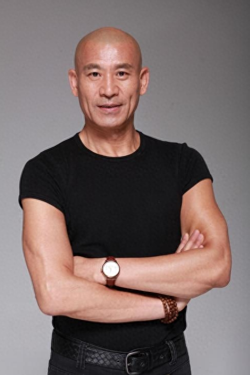 五大三粗偏有个千娇百媚的名字演员真会骗人