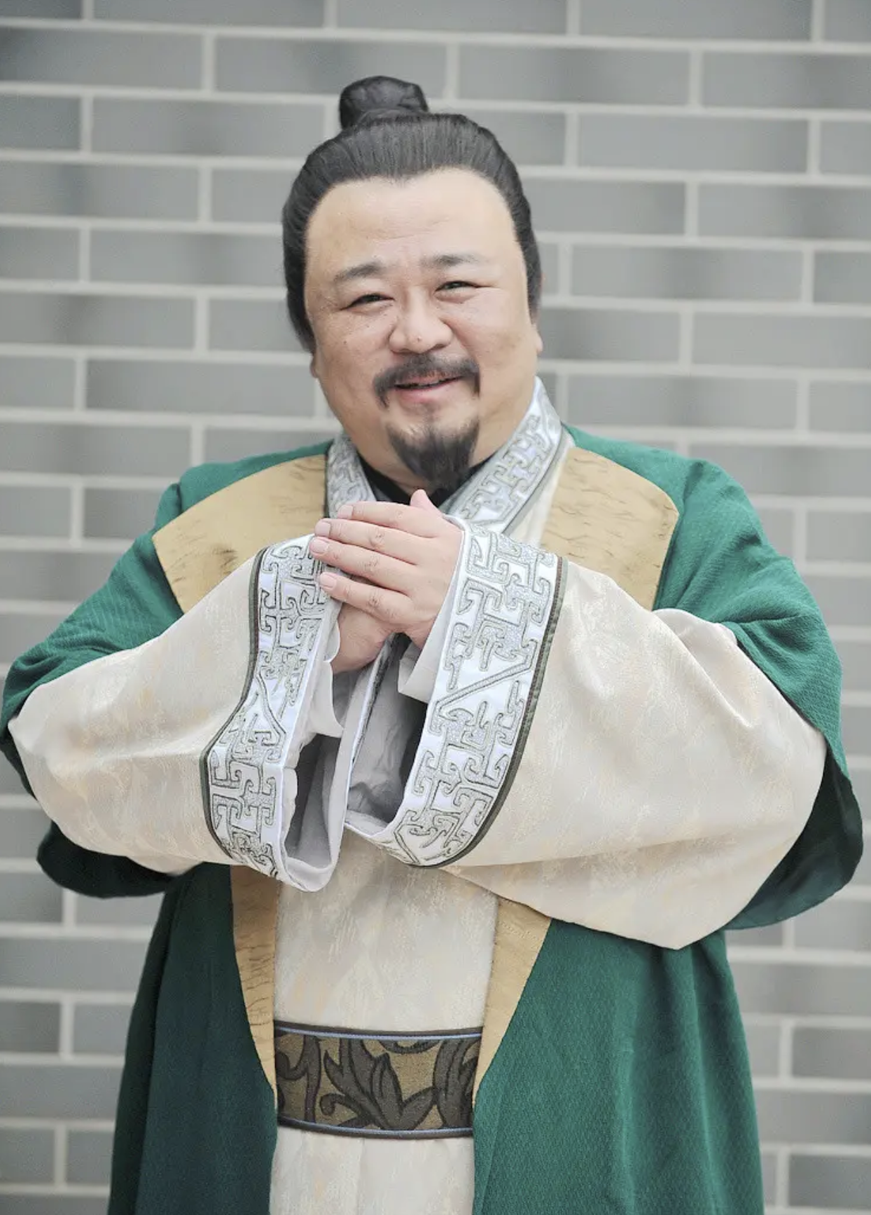 回顾梁冠华我这辈子最正确的决定就是娶了倒追我的导演妻子