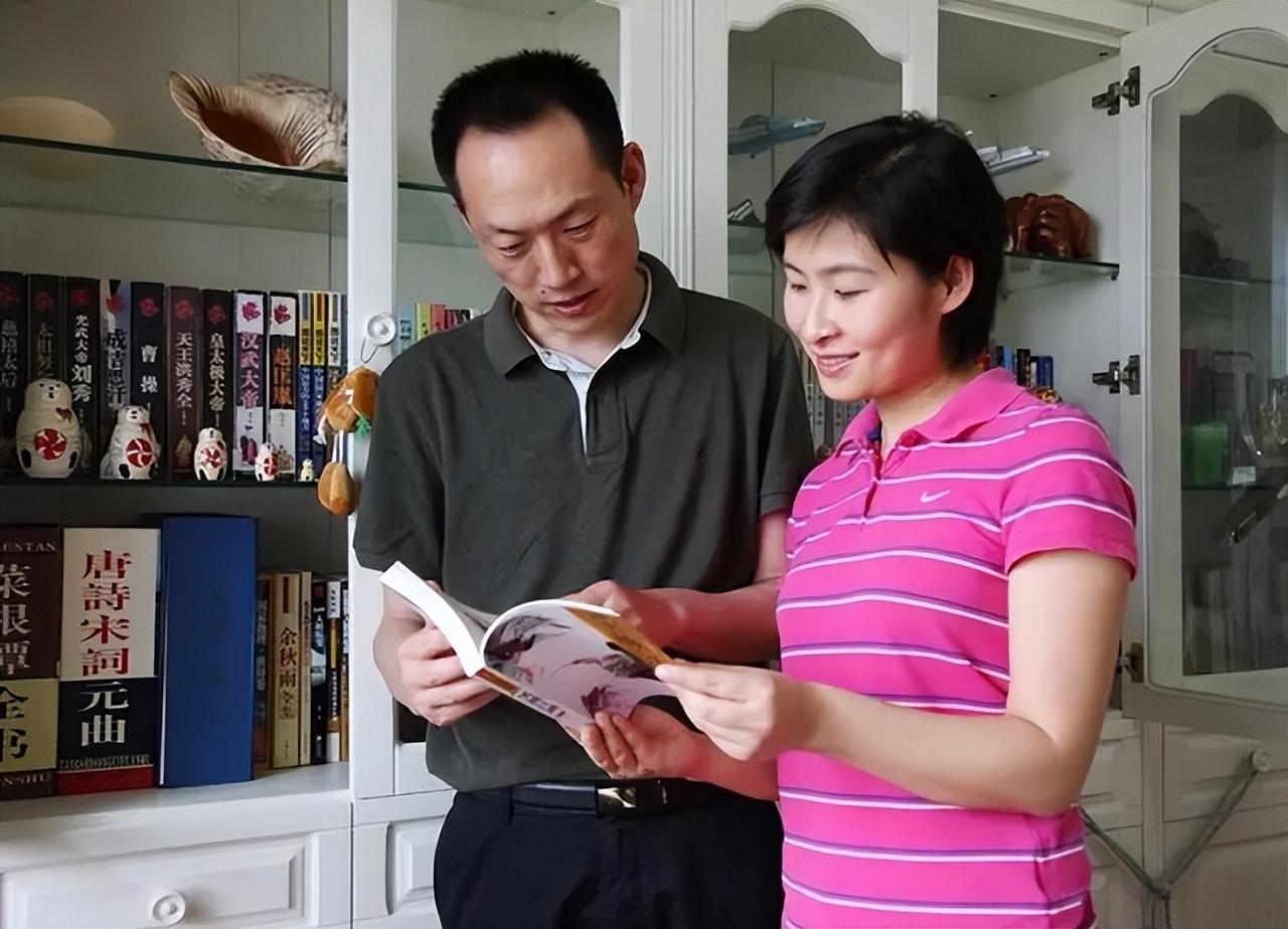 回顾航天刘洋丈夫才貌双全曾对妻子撒谎妻子却不怪他