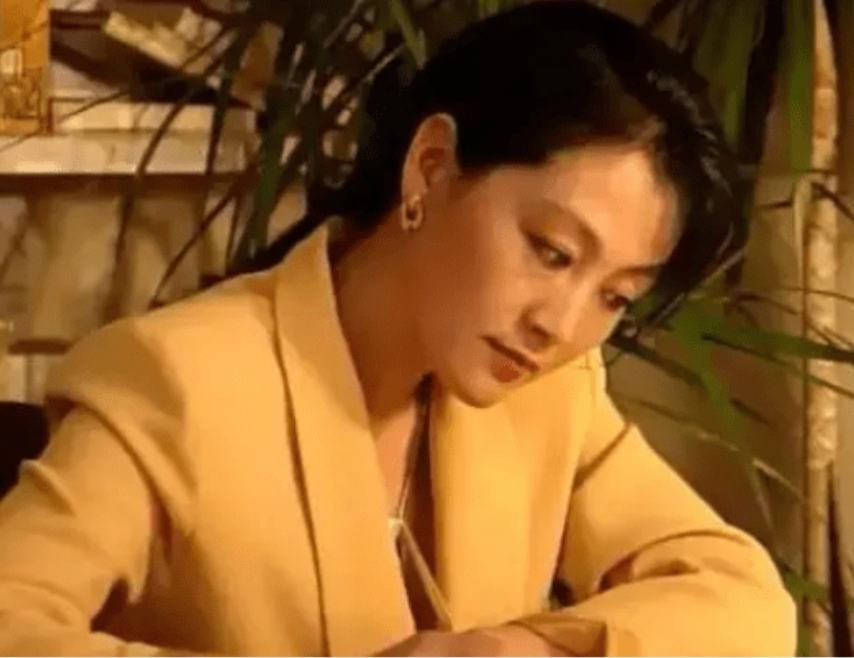 回顾著名演员王姬不图名不图利只求自己能比儿子多活一天