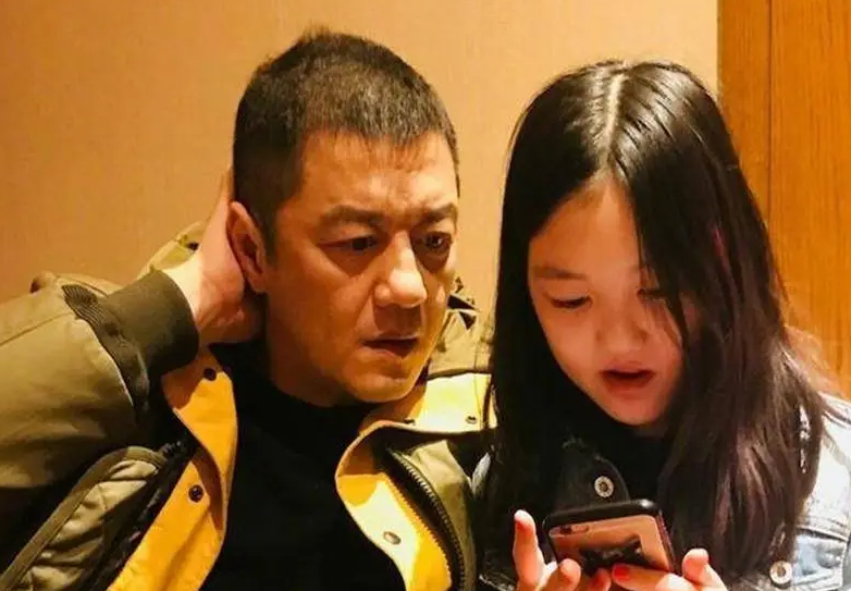 儿女疾病缠身的6位明星倪萍离婚赵本山白发人送黑发人