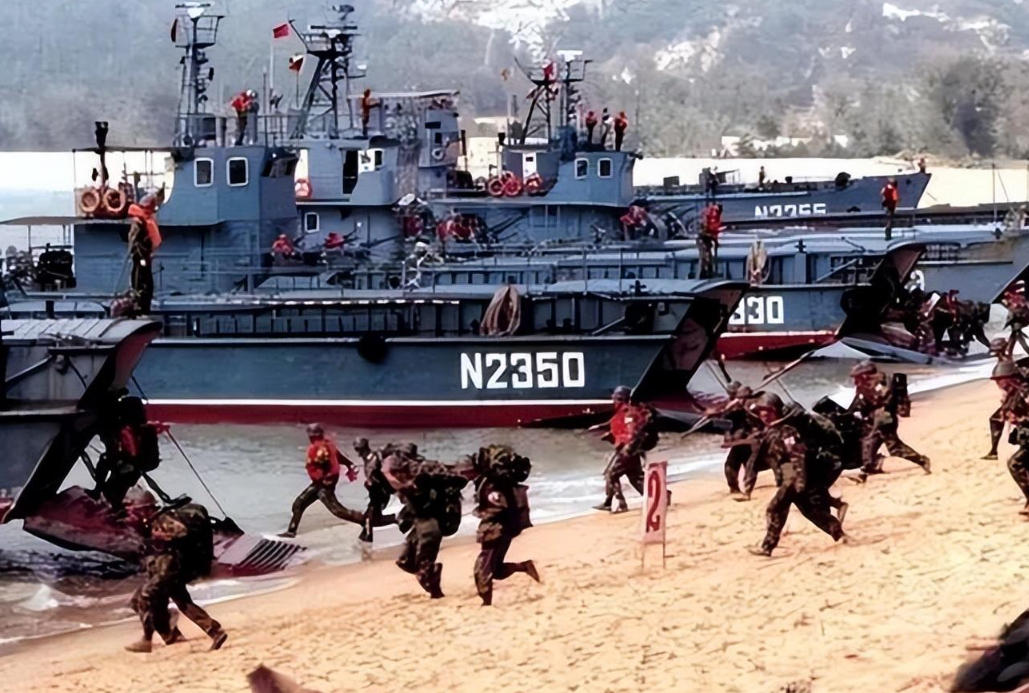 1996年解放军准备攻打台湾却临时取消计划失败只因一个人算计