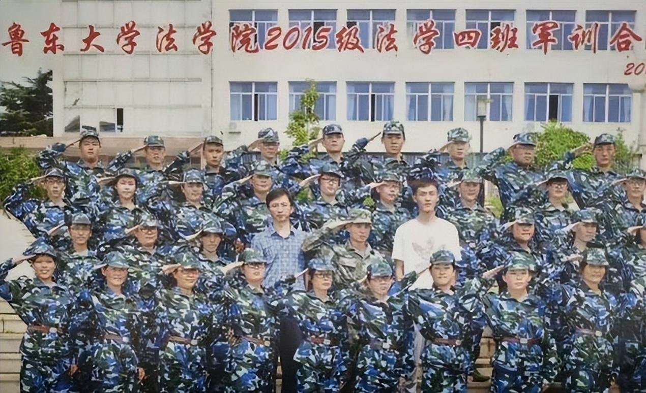 回顾祁发宝团长身边的翻译,提干进军校,"职责所在,绝不后退"