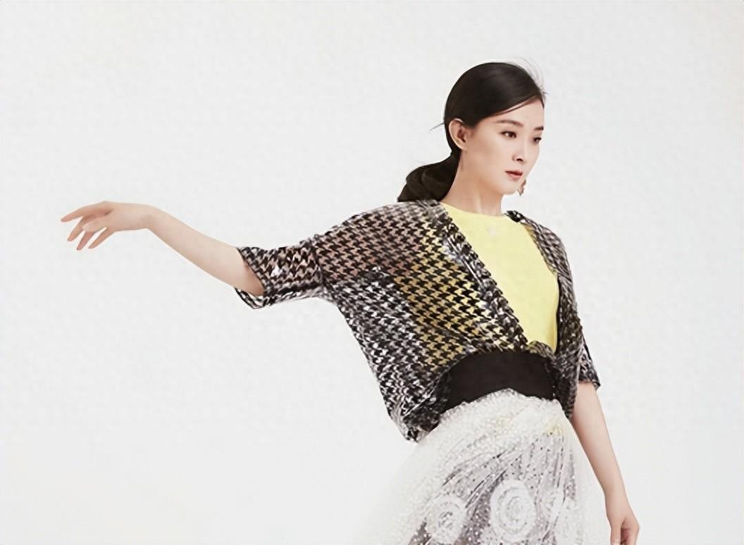 为儿子退出娱乐圈嫁入豪门却饱受蹉跎王艳如今苦尽甘来