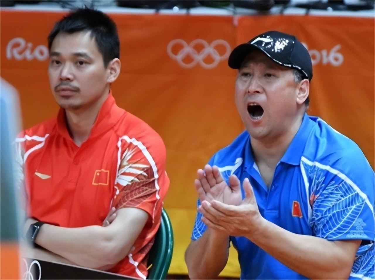 回顾李永波稳坐主教练位置24年今头发花白60岁为儿子奔波