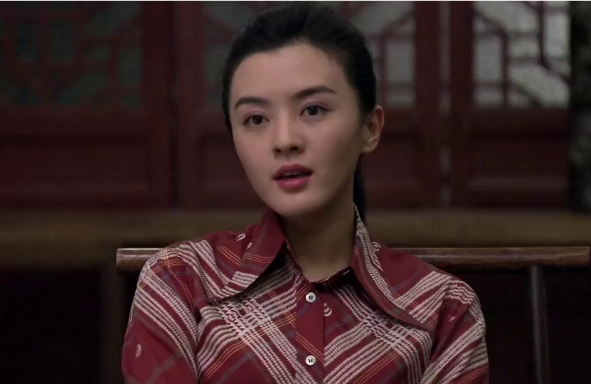 出演关小关的演员是范琳琳,《正阳门下》首播时,她刚刚踏入影视圈第二