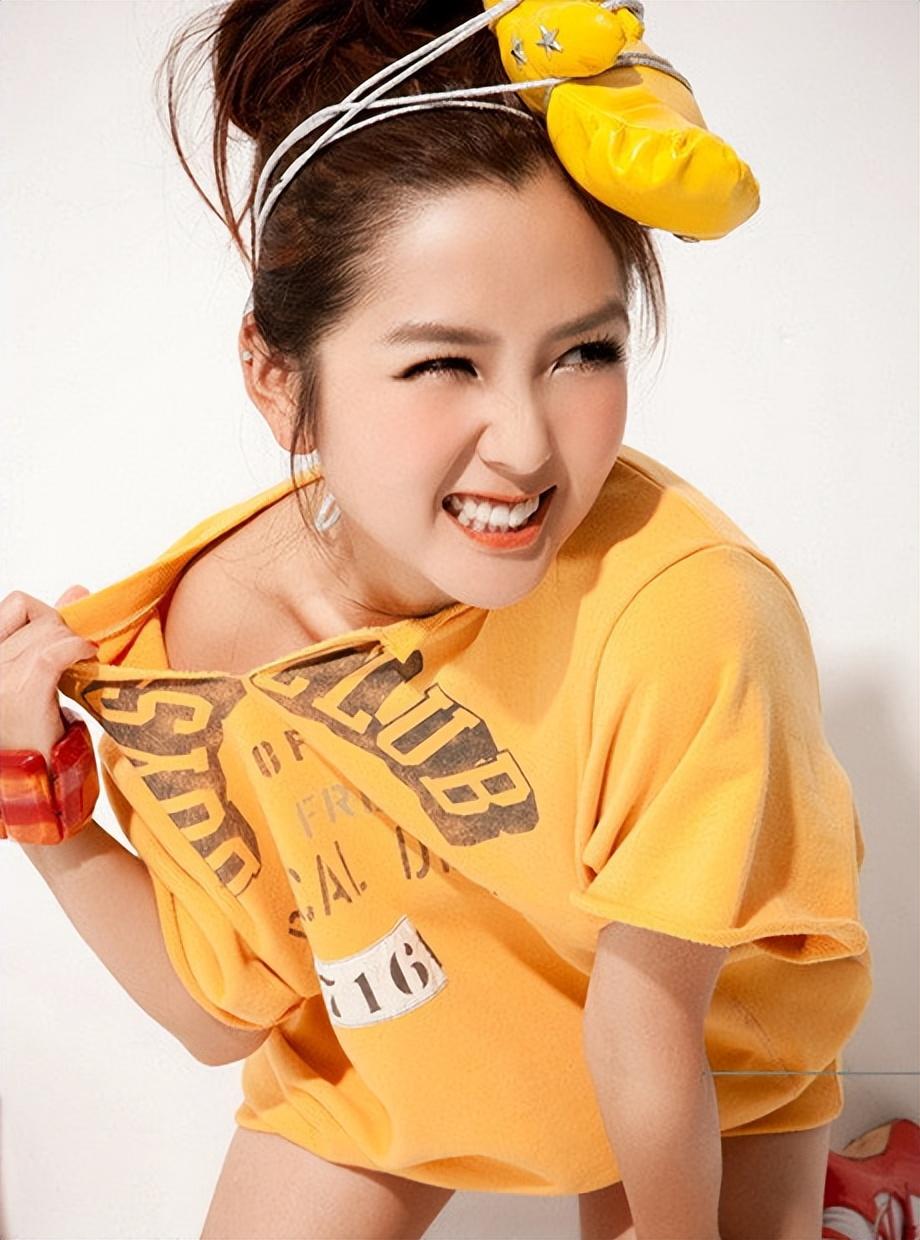 回顾娱圈6大过气女星王心凌演唱会没观众何洁卑微求业遭无视