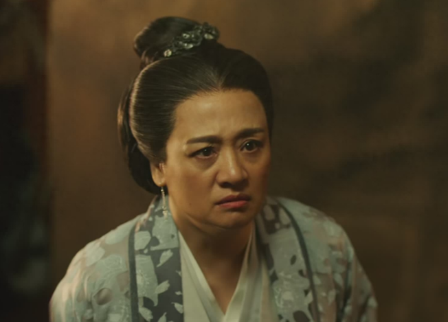 《上阳赋》剧照苗人凤(慕思成饰)绝世高手,人称金面佛,号称"打遍天下